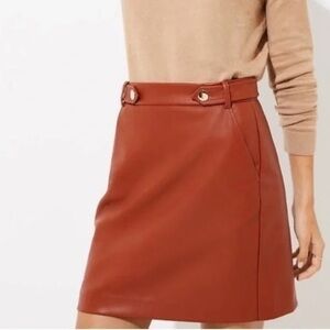 LOFT Vegan Leather Pencil Skirt with Button Details Size 6